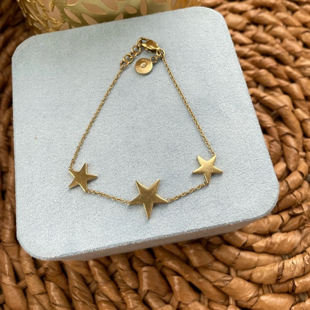 SOLD! ๐ Michael Kors Gold Stars Bracelet ๐ - Picture 3 of 4